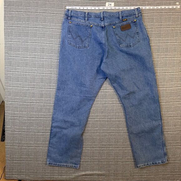 Wrangler Men's Jeans Blue Denim Advanced Comfort Size 40x30 - Picture 1 of 7